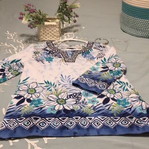 Alfred Dunner size medium 3/4 length sleeve top